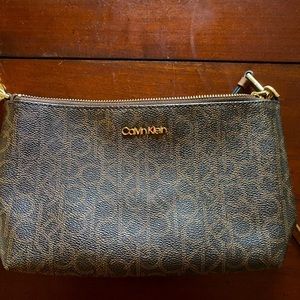 Calvin Klein purse, can be used as crossbody